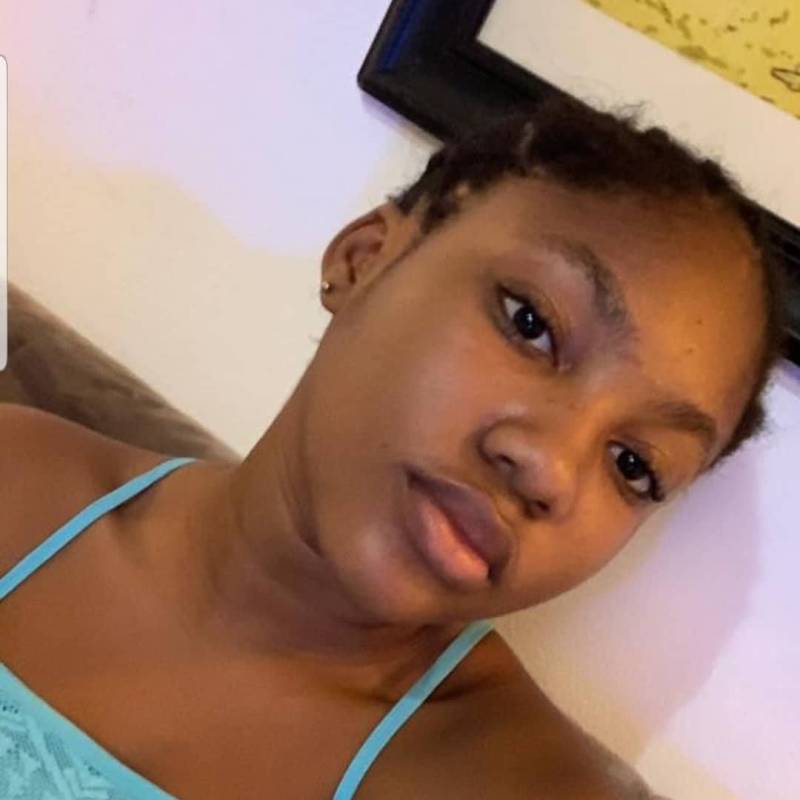 Charmant Dame dominic 36 from Vereinigte Staaten