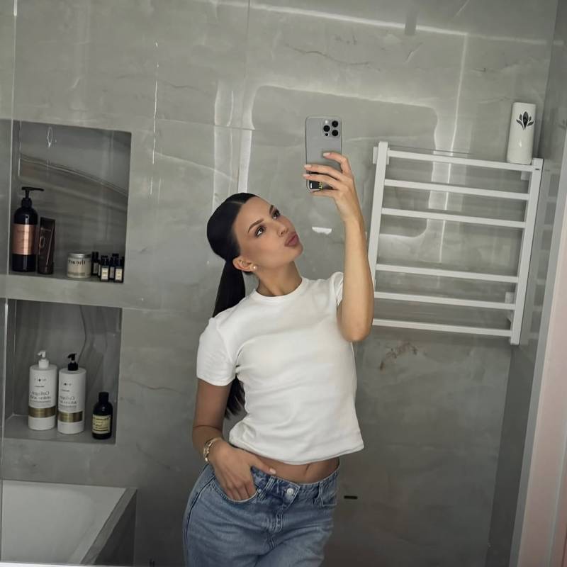 عازبة امرأة Tatyana 25 from سنغافورة