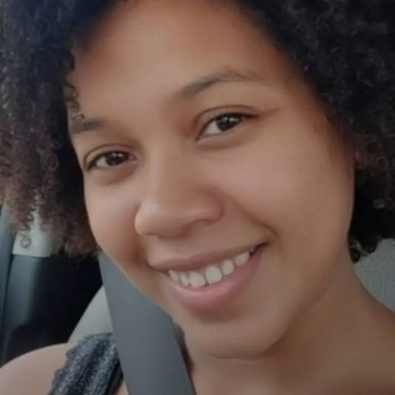 Hoş Kız Marissa 18 from Madagaskar