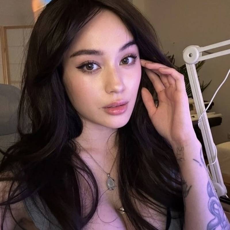 Jeune Étudiante Jane22 18 from États-Unis