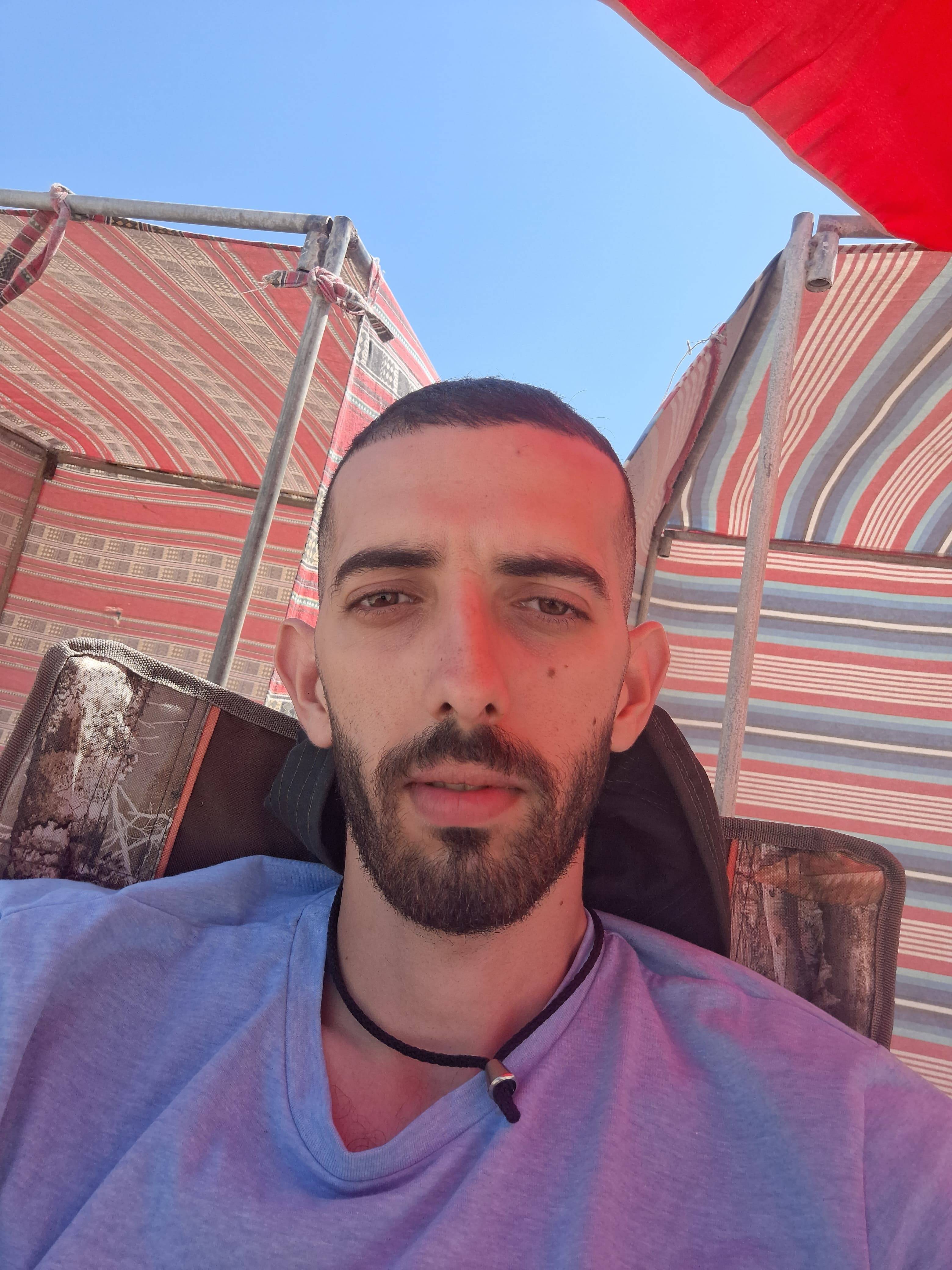 Hot Man Bessam 25 Tizi ouzou, Algeria