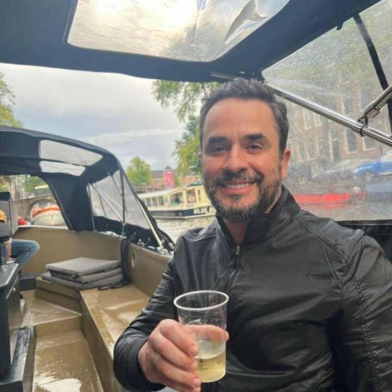 Elegante Caballero Henry Bria Emir 51 from Estados Unidos