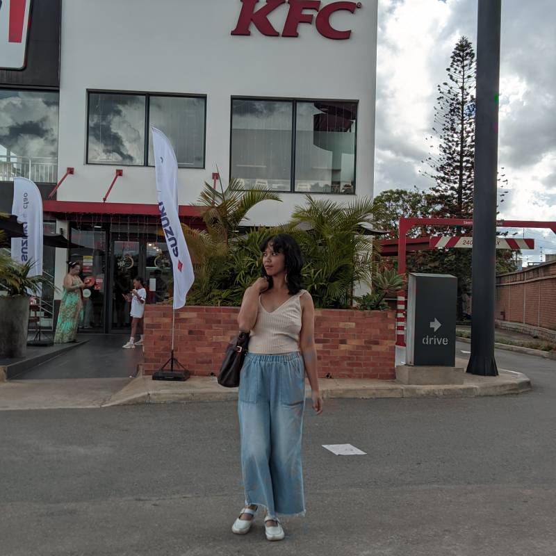 Single Girl Nomena 32 from Madagascar