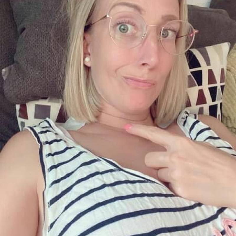 Büyüleyici Bayan Monicà 36 from Guernsey