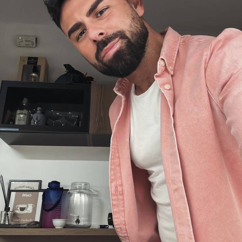 Charming Man Martin 48 from Switzerland