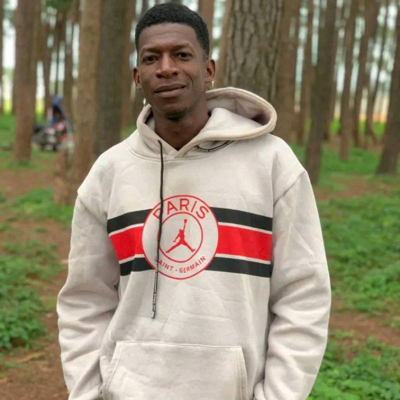 Single Mann Alimou 36 from Guinea