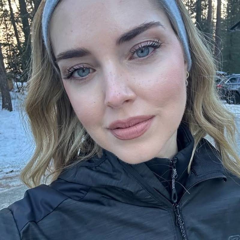 Encantadora Mujer Elena 40 from Francia