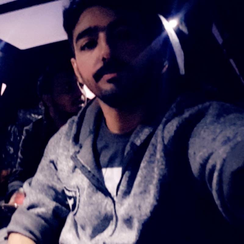 Charmant Gentleman Majed 37 from Saudi Arabien