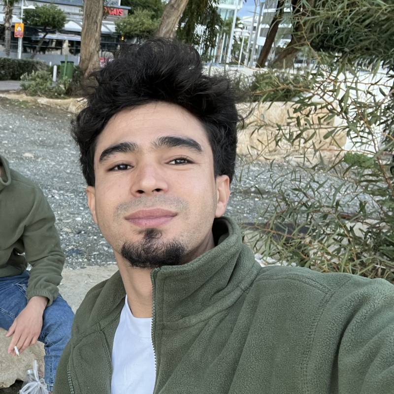 Fofa Estudante Ali 24 from Afghanistan