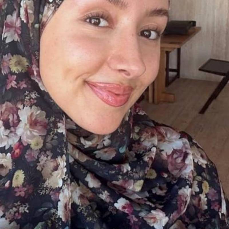 Attractive Lady Farah Salaam 39 from Gambia