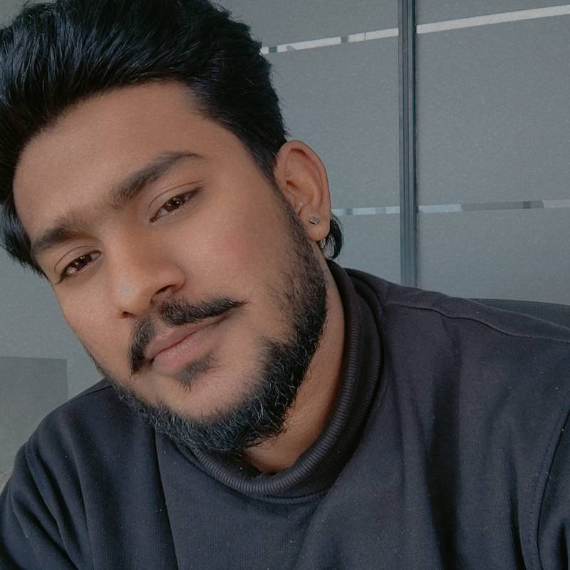 Young Student Madhur Vaishnav 22 from India