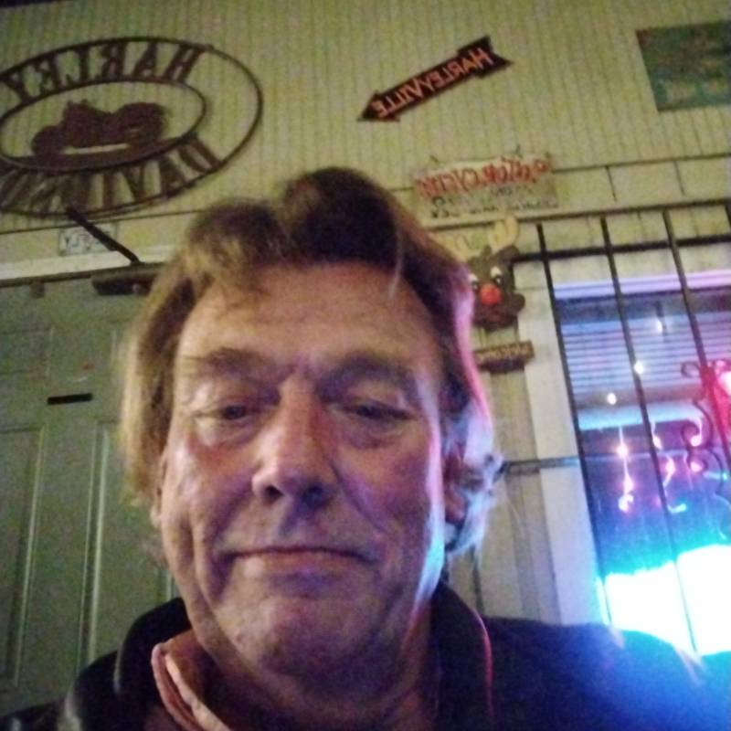 كبيرة سيد Richard 56 from الولايات المتحدة