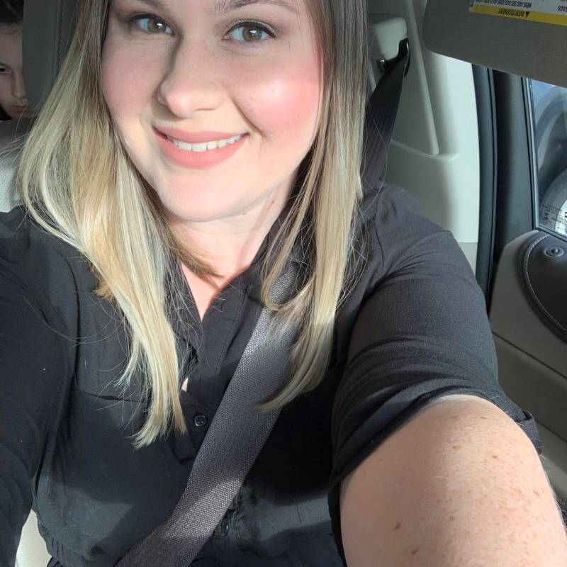 Célibataire Femme Elizabeth 35 from États-Unis