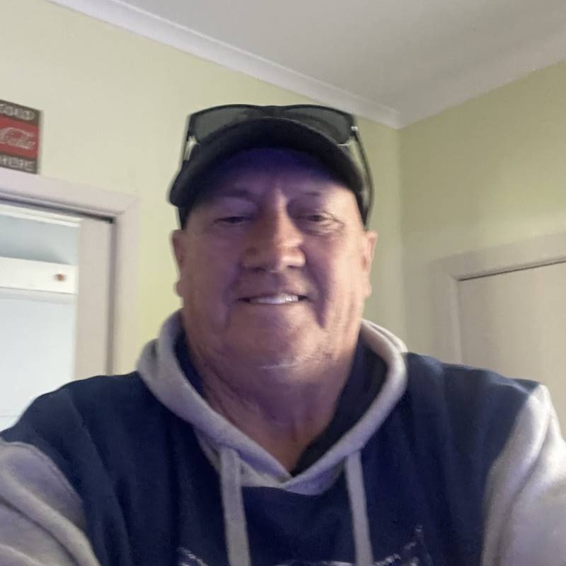 Senior Man Michael 66 from Australia