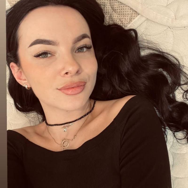 Soltera Mujer aLIna 37 from Alemania