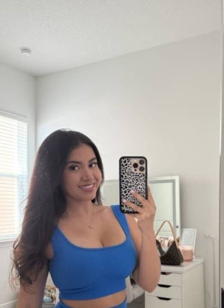 Charming Woman Laura Rasmussen 36 from United States