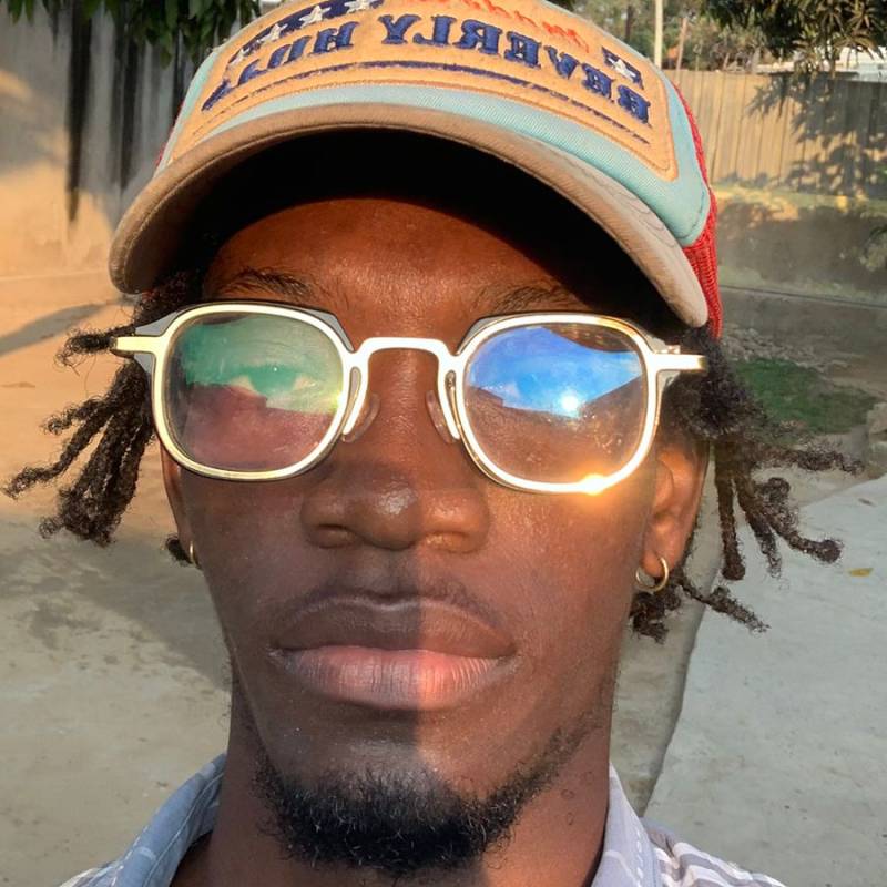 Cute Student Alberto 21 from Angola