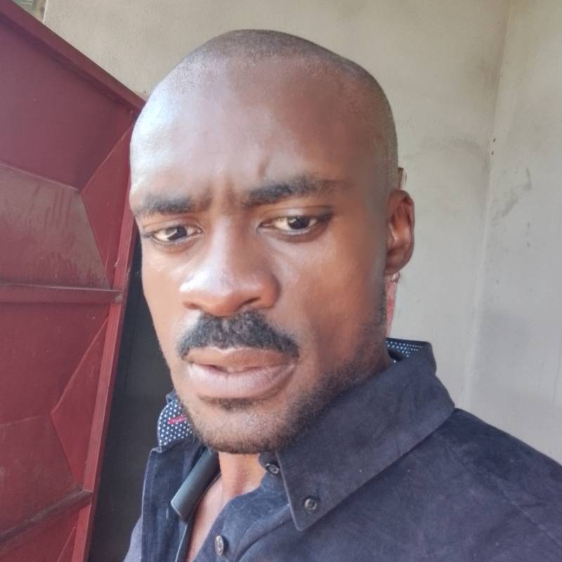 Очаровательная Мужчина Jean Roger 35 из Камерун