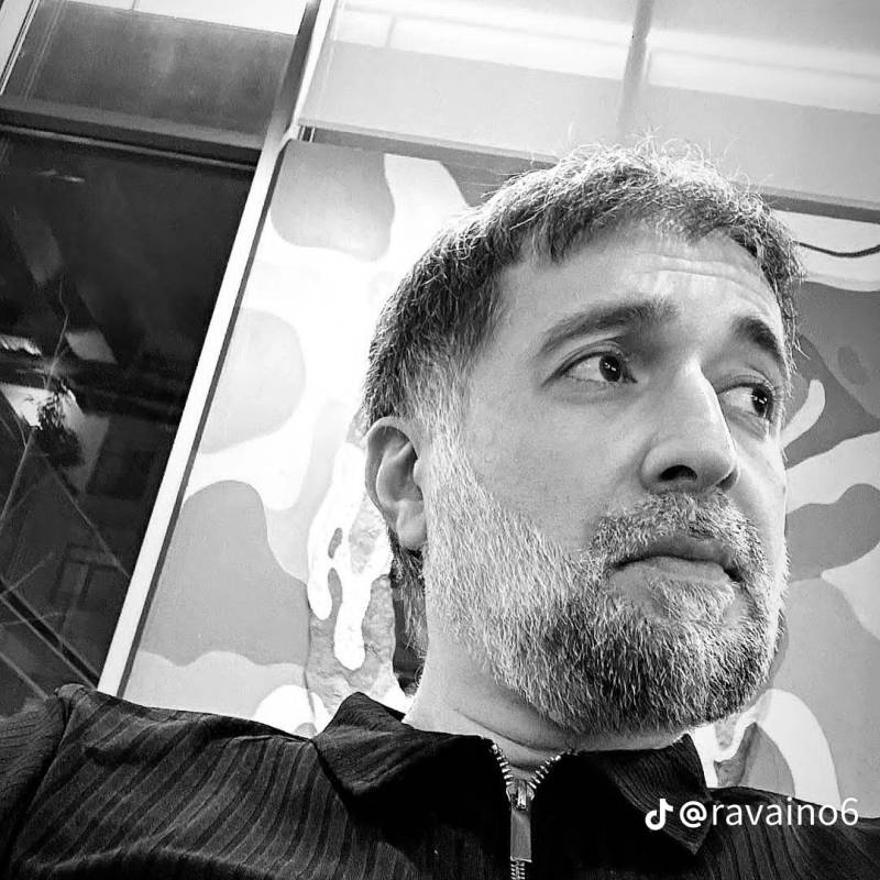 Encantadora Homem Raven  bashirov 38 from Estados Unidos