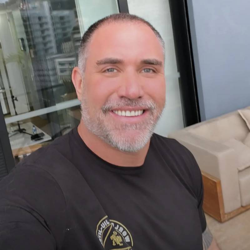 Mature Gentleman Mike 61 from Italy