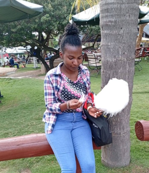 Célibataire Fille Chloe 29 from Kenya