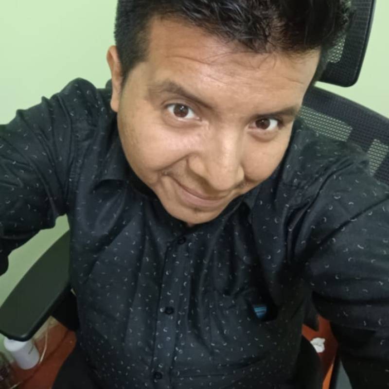 Single Man Enrique 25 from Peru