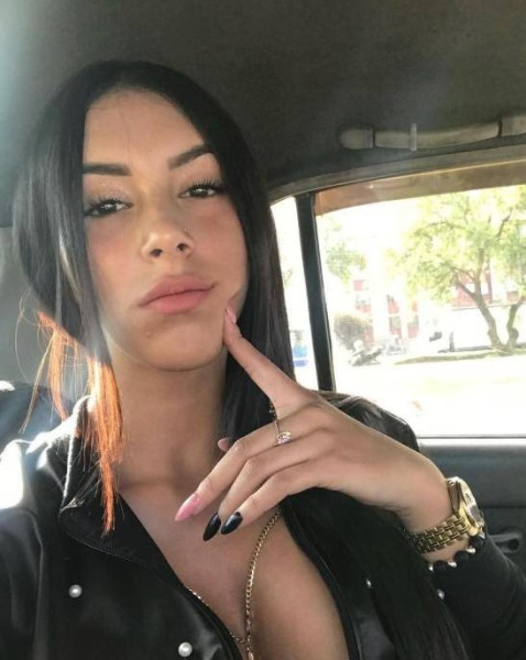 Hot Woman Marina 26 from Italy