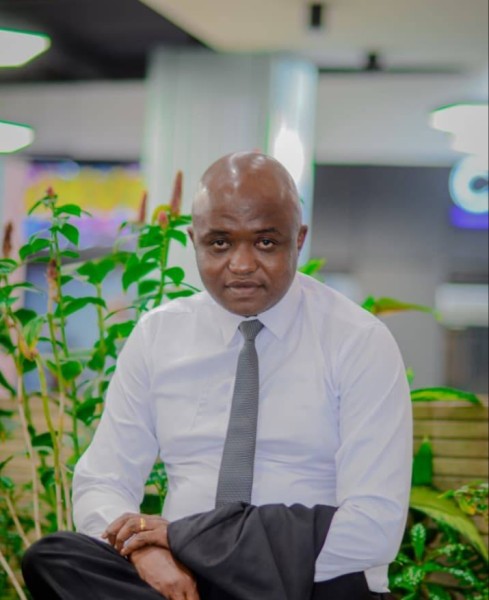 جذابة سيد Emery Patrice 42 from كندا