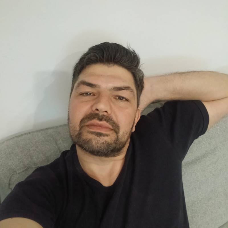 Encantadora Hombre Pedro 43 from Rumania