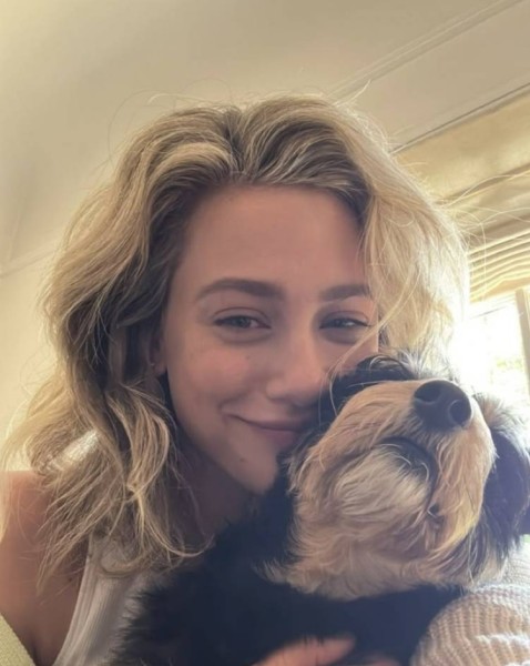 Vrijgezel Vrouw Sandradupond 28 from Italië