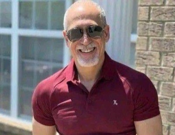 Olgun Erkek Alejandro Phillips 60 from Amerika Birleşik Devletleri