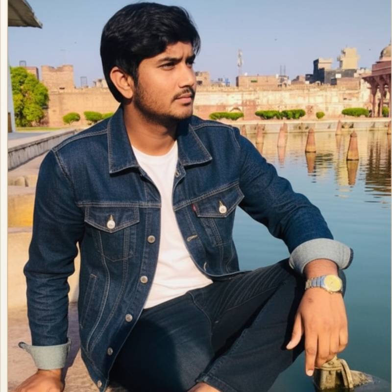 Cute Boy Kamil 22 from Pakistan