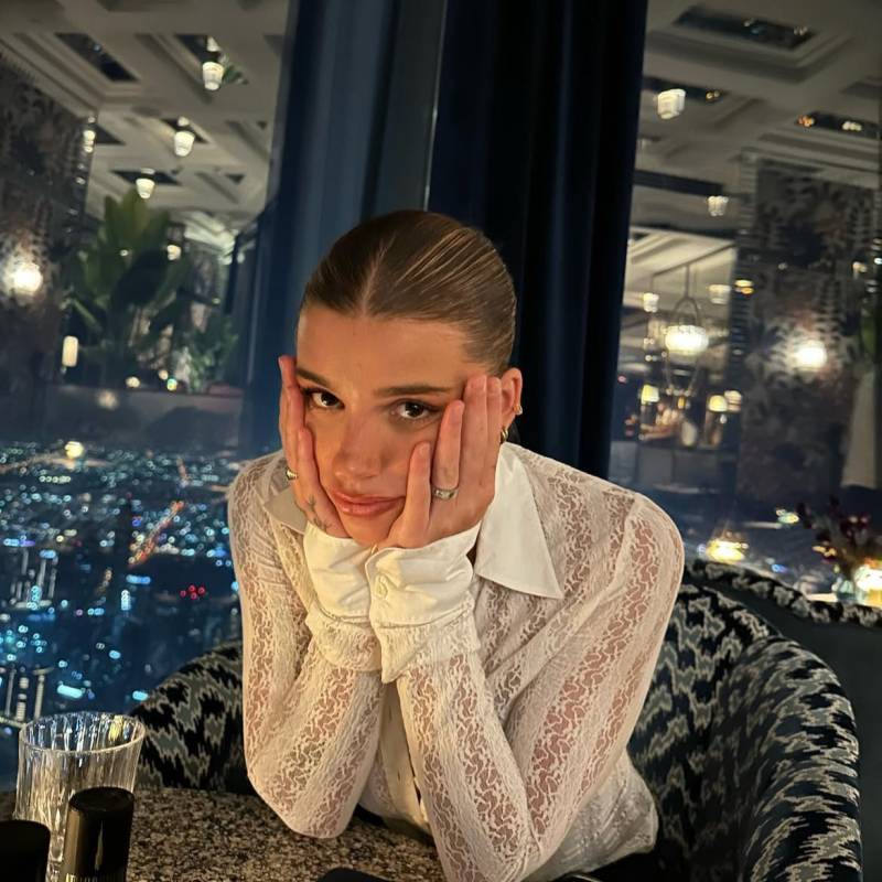 Attractive Woman Sarah 42 from United States