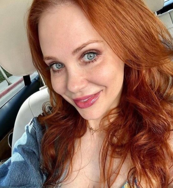 Heiß Frau Jocelyn Flores 33 from American Samoa