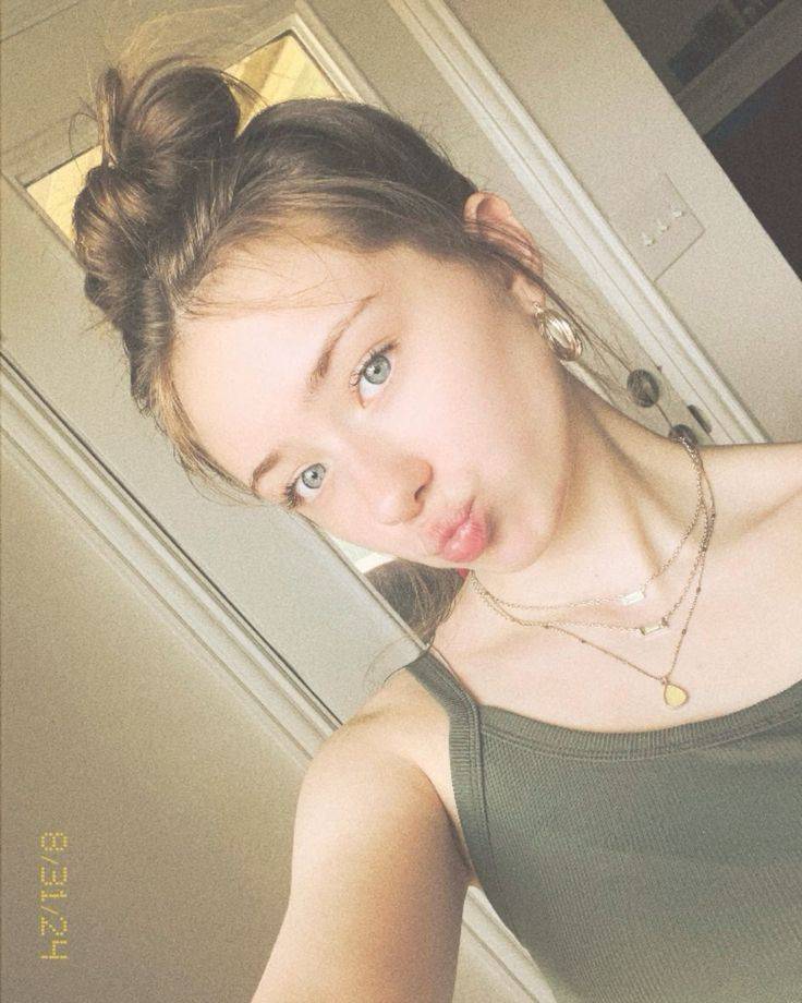 Lilythompson002
