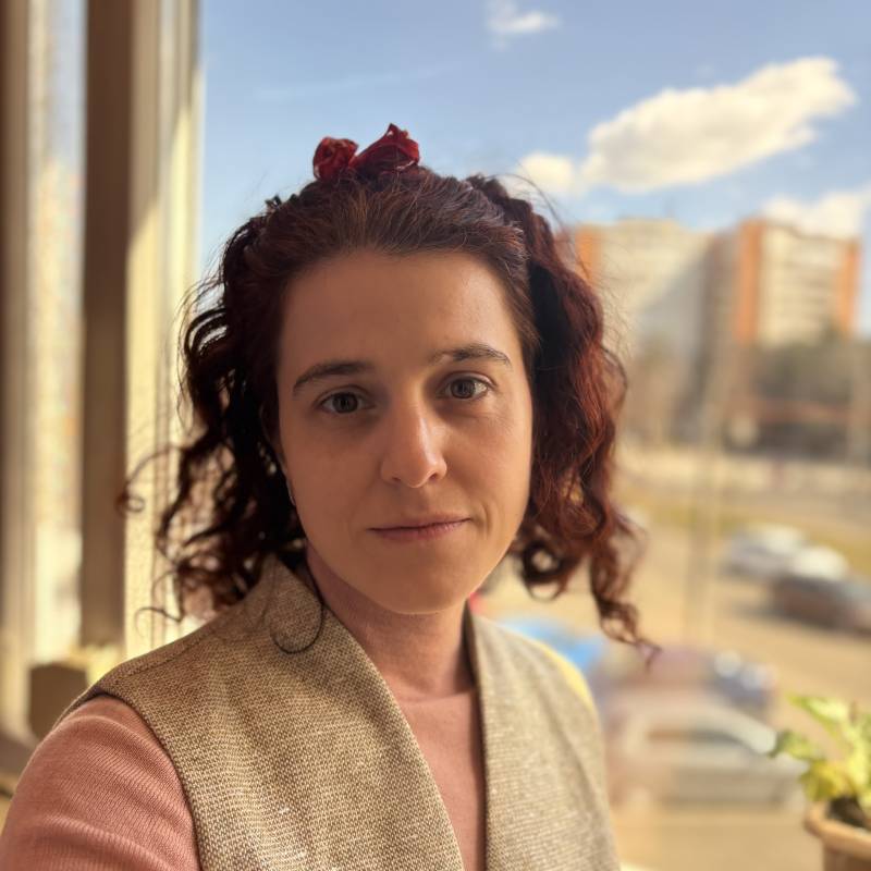 Attractive Woman Clari 40 from Romania