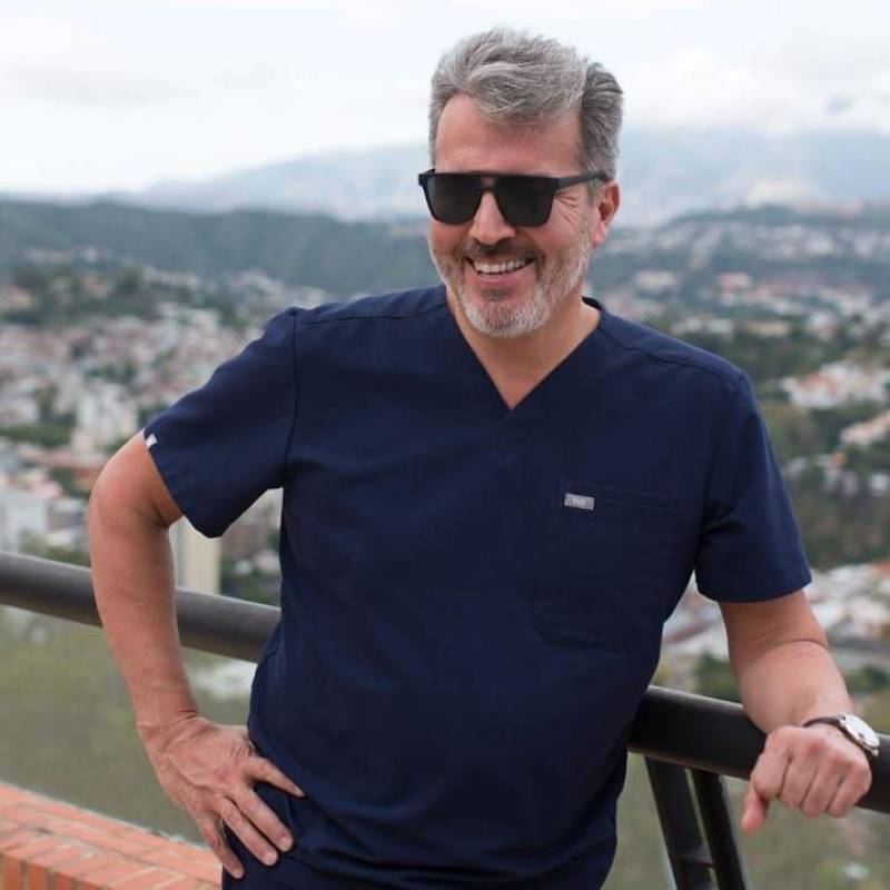 Senior Gentleman John daniel 58 from United States