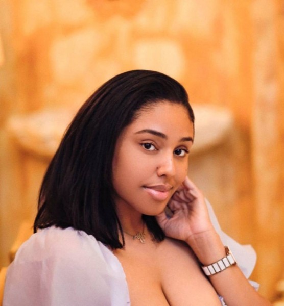 Affascinante Signora Latisha 44 from stati Uniti