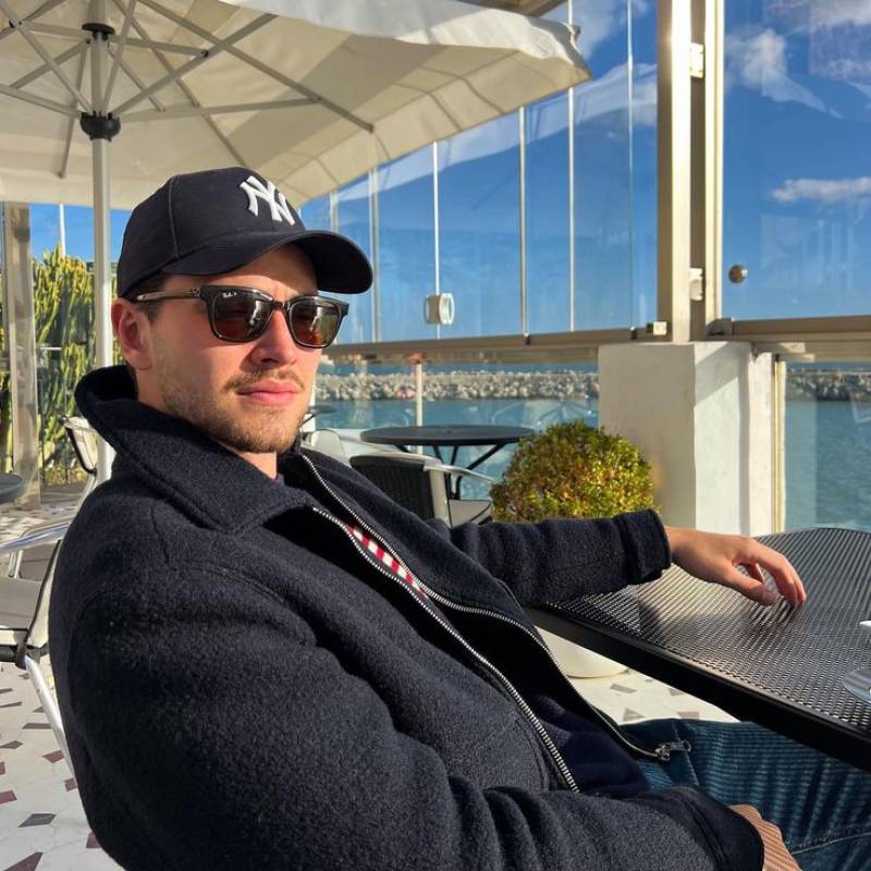 Hot Guy zain 29 from Algeria