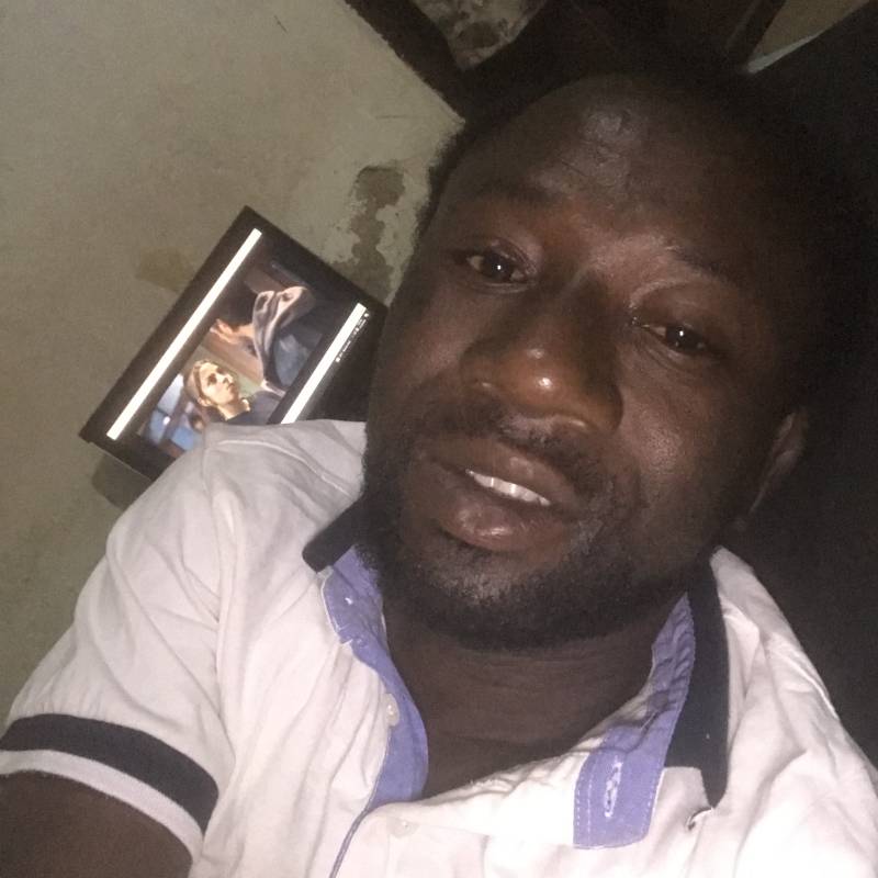 Очаровательная Мужчина Amos 35 из Гана