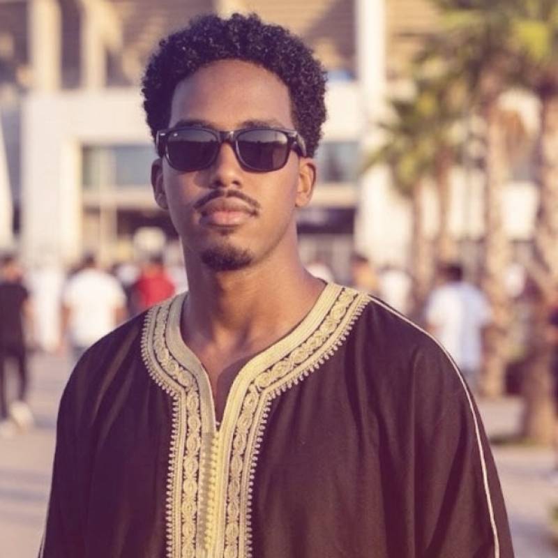 Hoş Erkek Faisal 20 from Litvanya