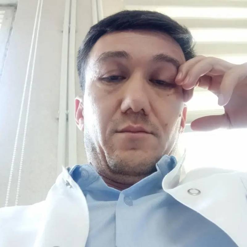 Attractive Gentleman Rustam 41 from Uzbekistan