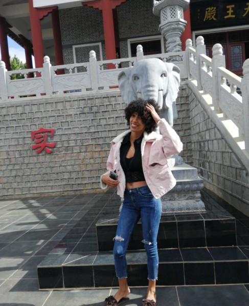 Ateşli Kadın Nadya 30 from Madagaskar