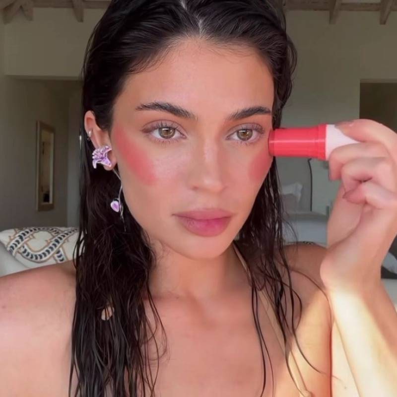 Hot Woman Kylie Jenner 27 from United States