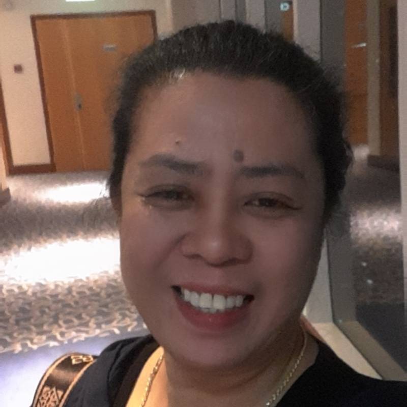 Single Woman Melan 47 from United States