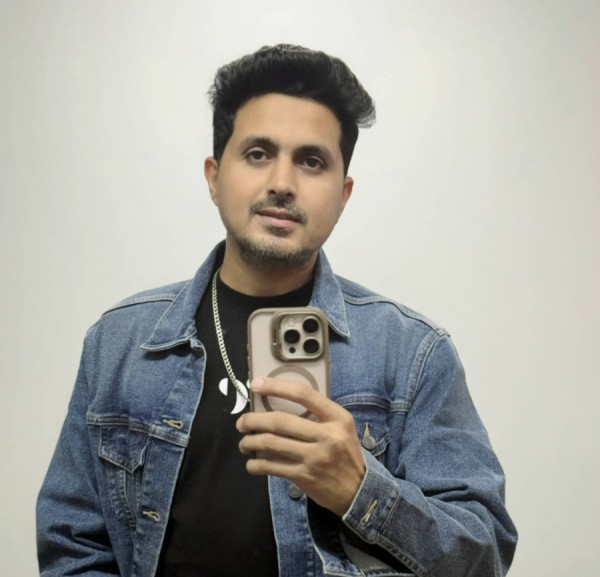 Hot Man Muhim 31 from Bangladesh