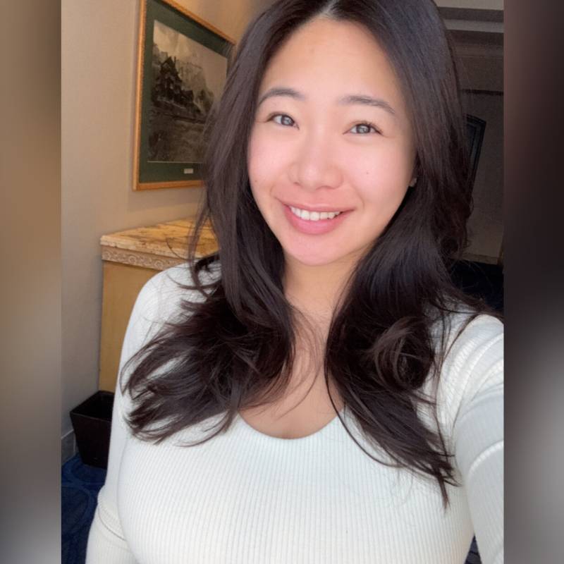 Charming Lady Delvinia 40 from Canada