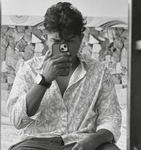 Hot Man Fariz 27 from United Arab Emirates