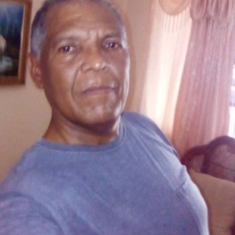 Elegant Gentleman PeterJG 59 from Venezuela