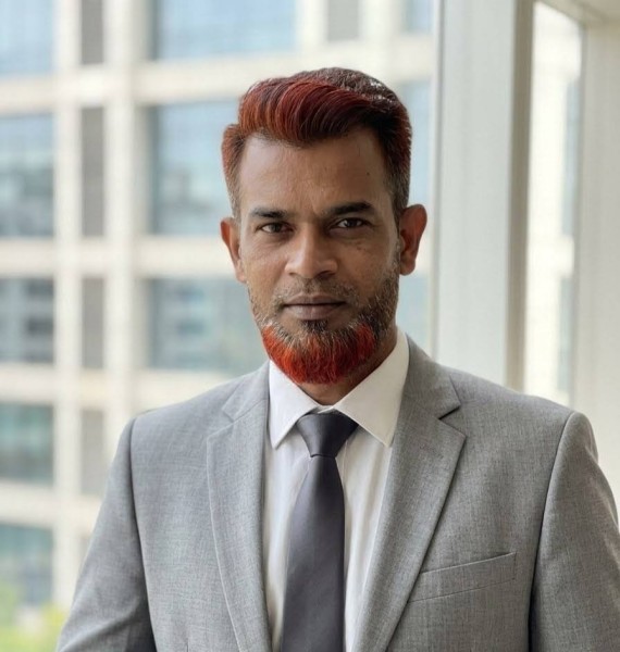 Attractive Man Ratan 44 from Bangladesh